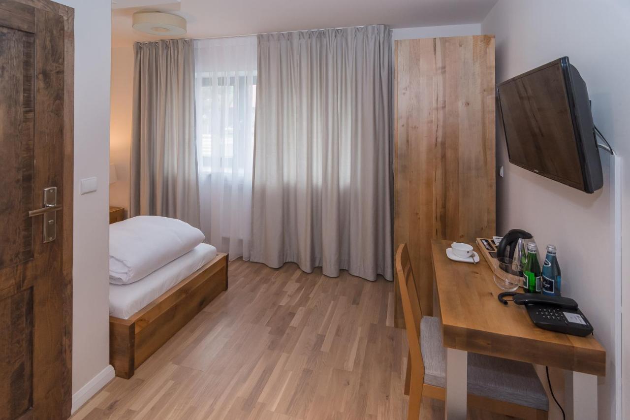 Hotel Naturum มิลิชซ์ ภายนอก รูปภาพ
